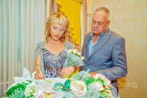 happily married couple 