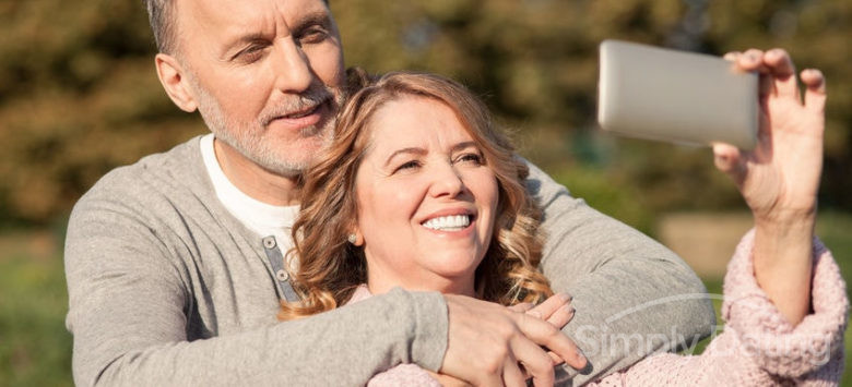 Man dating a woman in her 40s