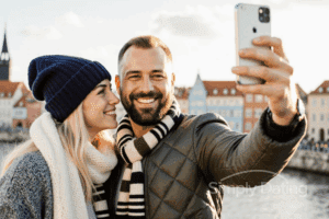 How to Keep Her Interested During the Dating Phase